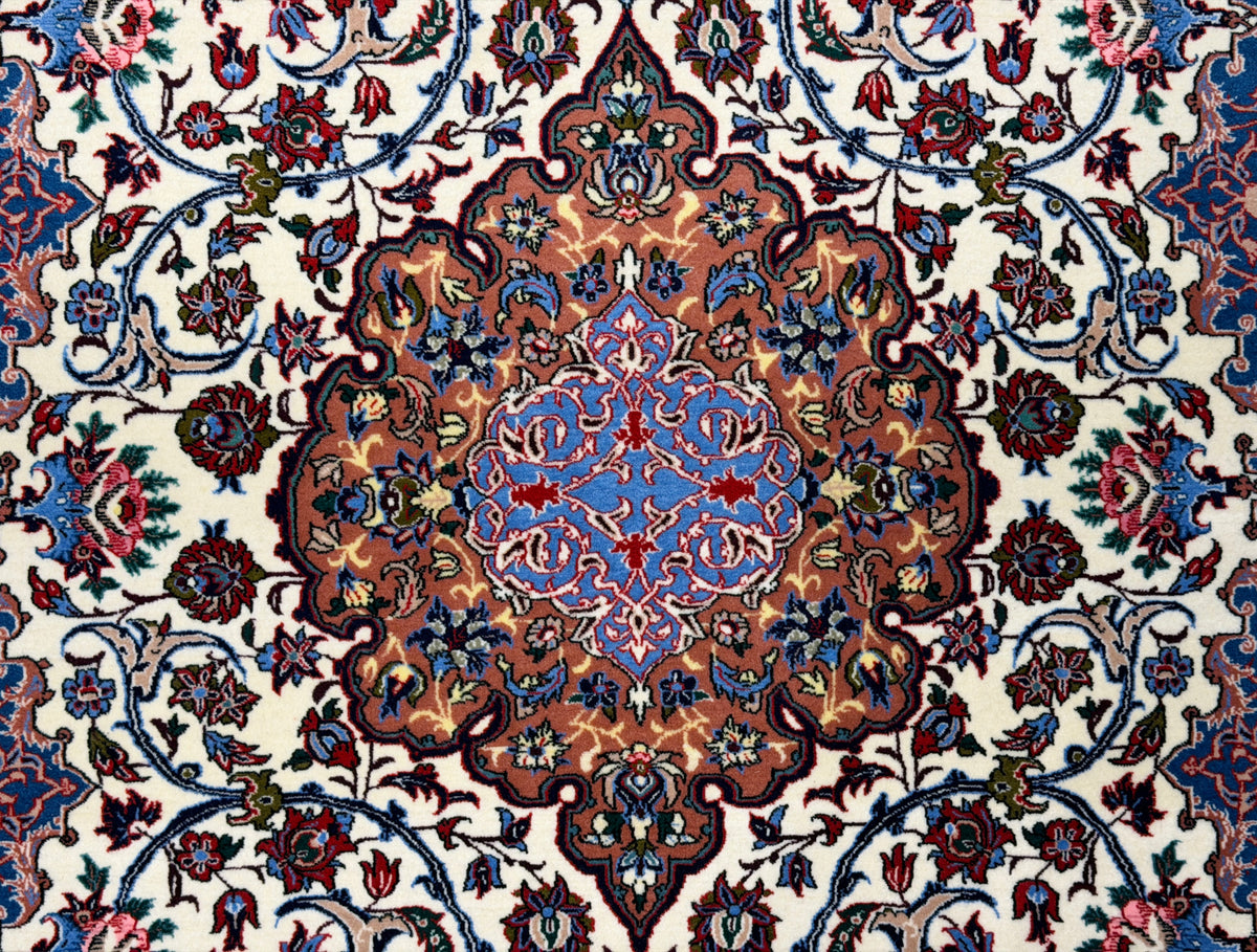 Hand-Knotted Persian Isfahan Rug - 5’3”x8’1”