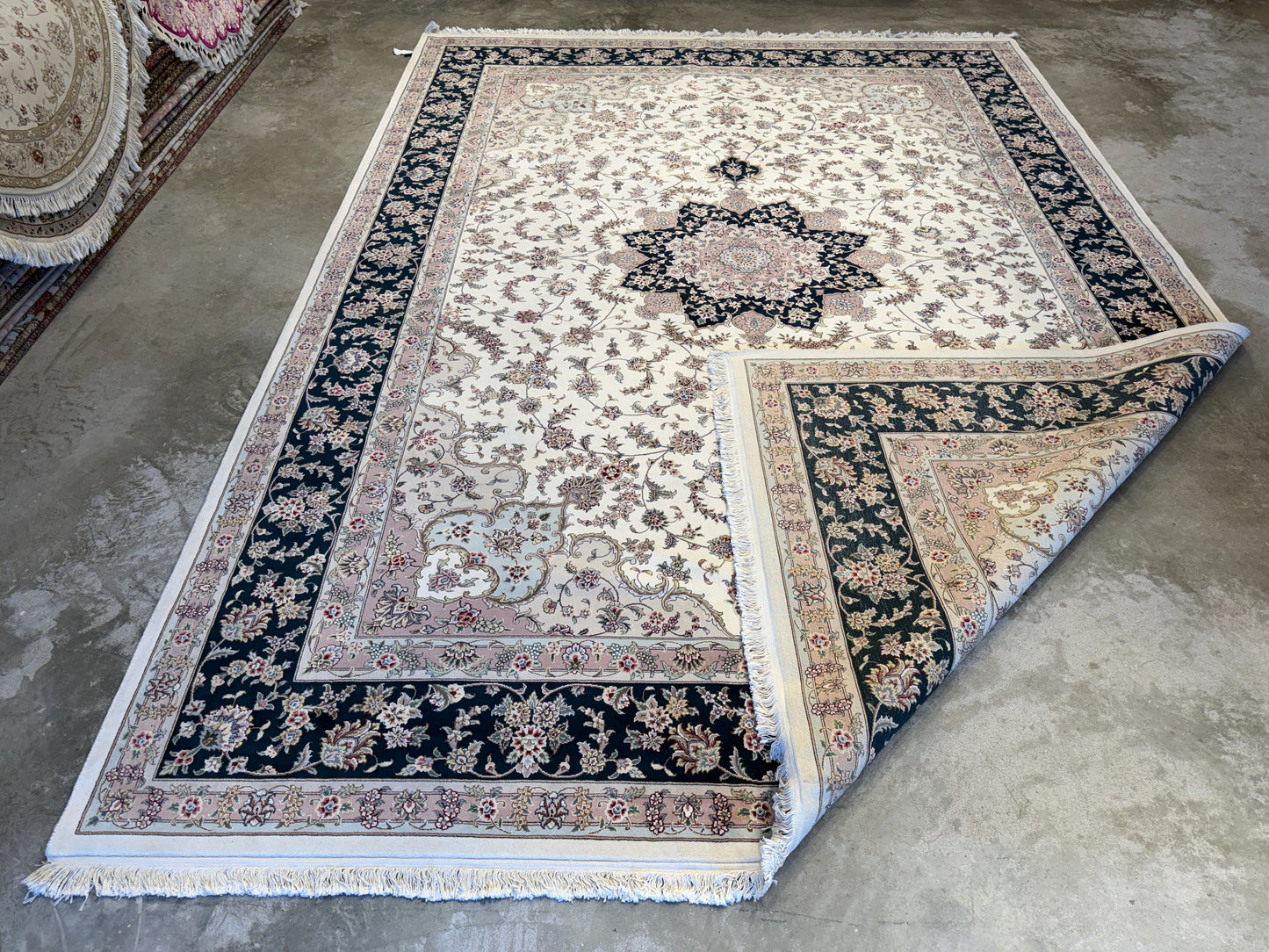 10’x13’8” Hand-Knotted Oriental IndoKashan Area Rug
