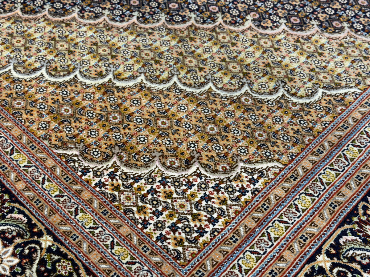 Hand-Knotted Persian Tabriz Mahi Rug - 6'7"x9'9"