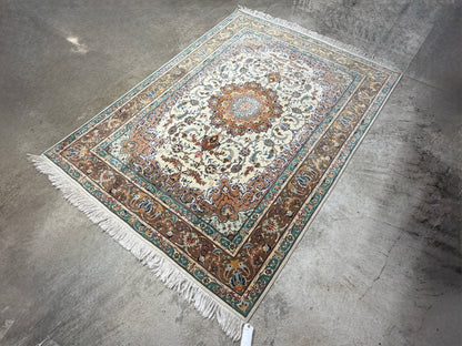 Hand-Knotted 60 Raj Persian Tabriz Rug - 4’11”x6’8”