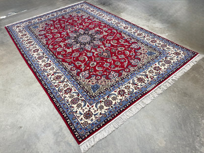 Hand-Knotted Persian Isfahan Rug - Signed Enteshari - 6'7"x9'10"