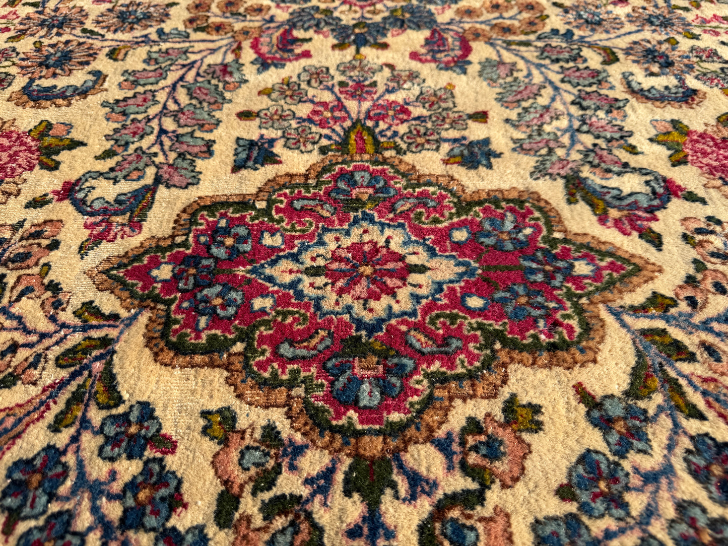 9’10”x17’6” Antique Hand-Knotted Lavar Kerman Persian Area Rug