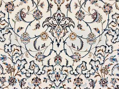 Hand-Knotted 6 La Persian Nain Rug - 5’3”x8’8”