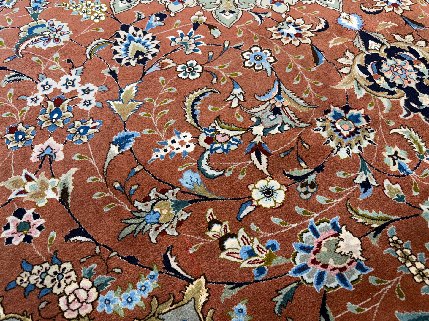 Hand-Knotted 60 Raj Persian Tabriz Rug - 9’9”x13’