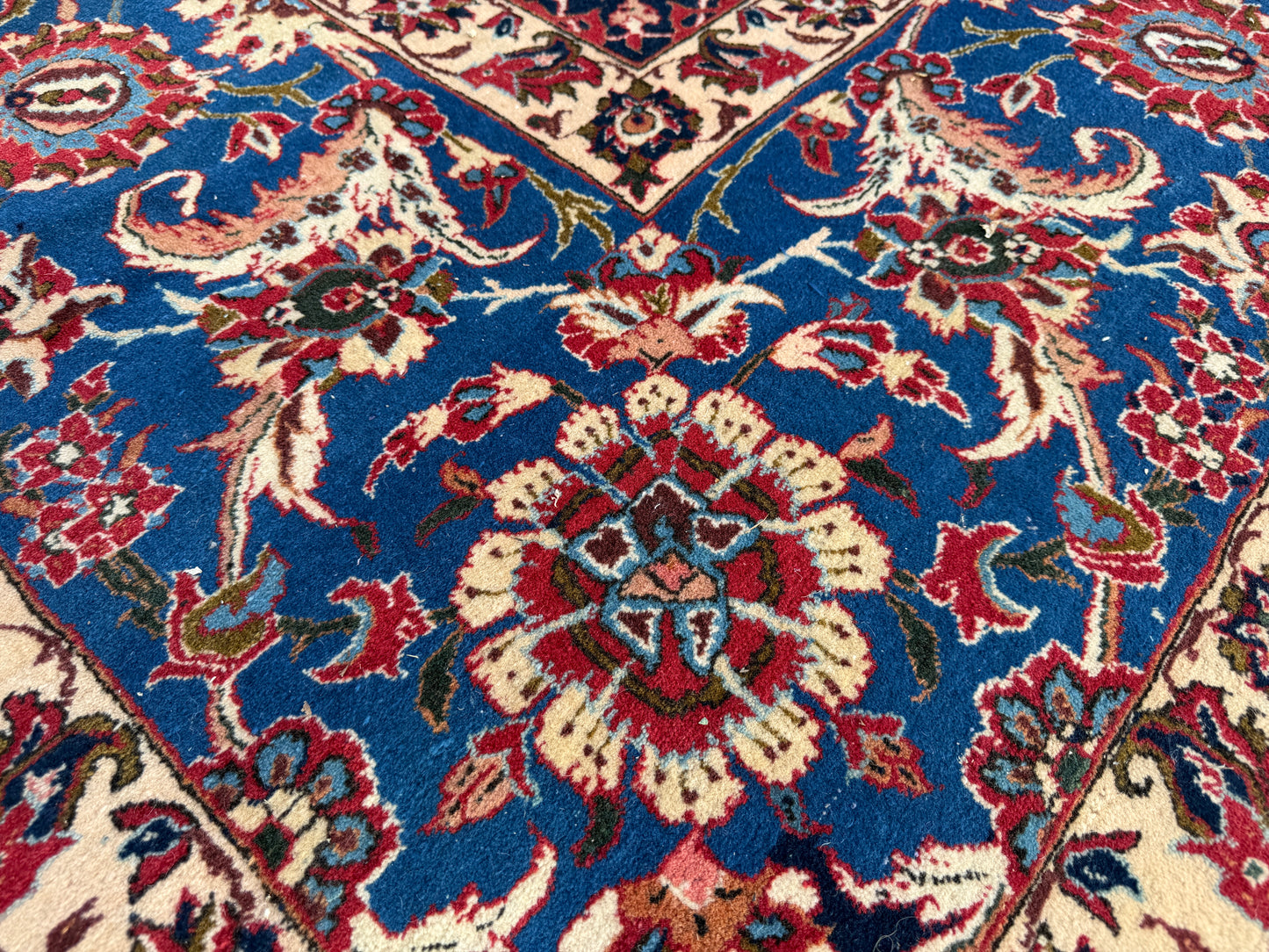 Hand-Knotted Persian Isfahan Rug - 13’9”x18’2”