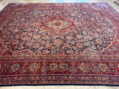 10’x13’7” Very Fine Antique Hand-Knotted Persian Kashan Area Rug