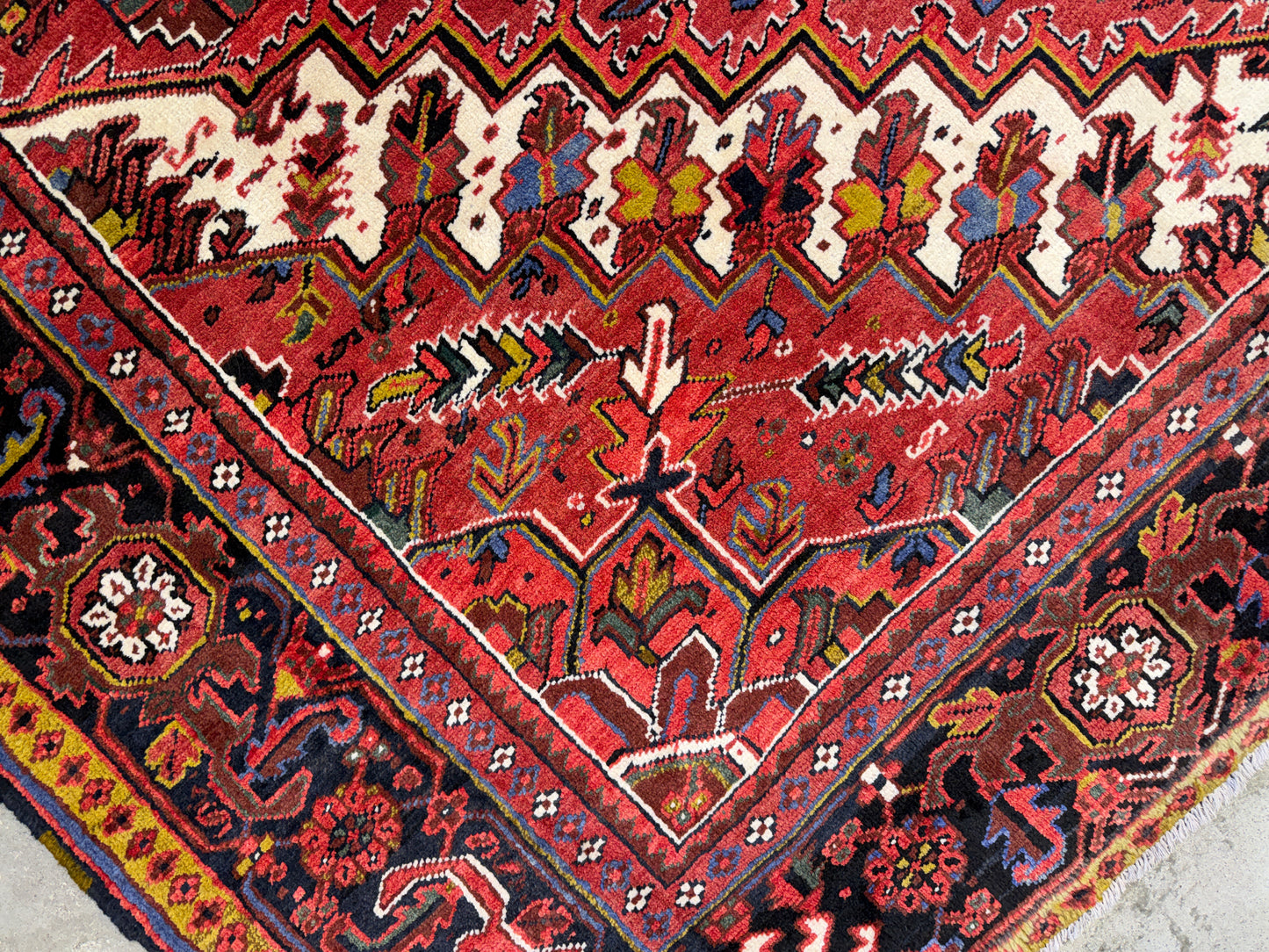 Hand-Knotted Persian Heriz Rug - 10’x13’