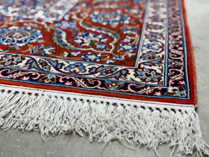Hand-Knotted Persian Isfahan Rug - Signed Seirafian - 6'9"x9'10"