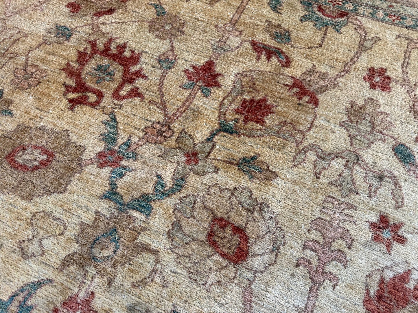 Hand-knotted Oushak Rug - 12’x15’