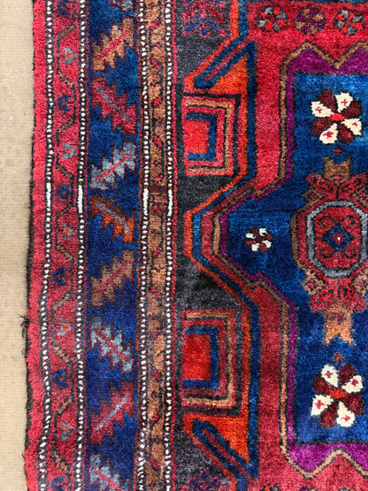 Hand-Knotted Persian Hamadan Rug - 5’3”x9’3”