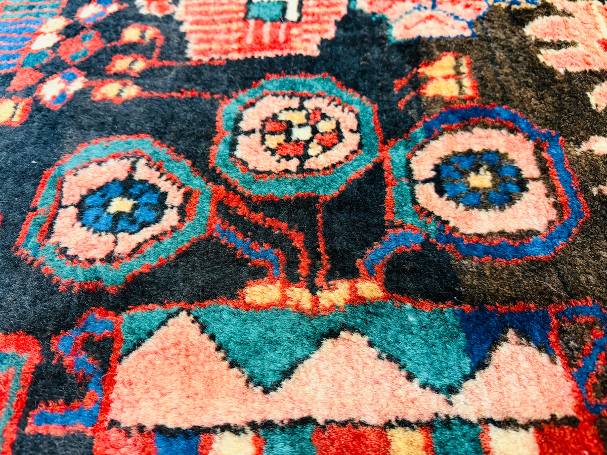Hand-Knotted Persian Nahavand Rug - 5’6”x8’6”