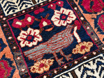 Hand-Knotted Persian Bakhtiari Rug - 7'1"x10'1"
