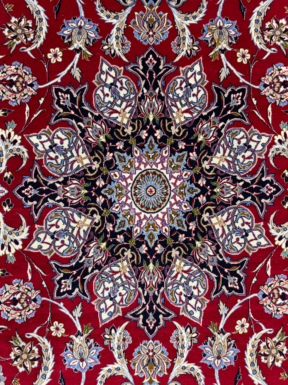 Hand-Knotted Persian Isfahan Rug - Signed Enteshari - 6'7"x9'10"