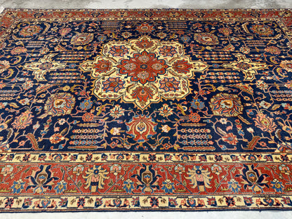 Hand-Knotted Persian Heriz Rug - 7’9”x11’6”