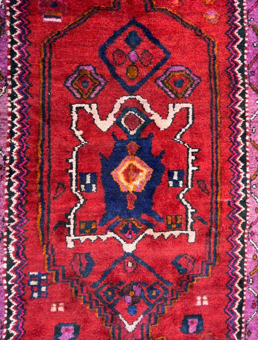 Hand-Knotted Persian Hamadan Rug - 7’6”x9’7”