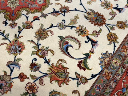 Hand-Knotted 60 Raj Persian Tabriz Rug - 6'9"x8'1"