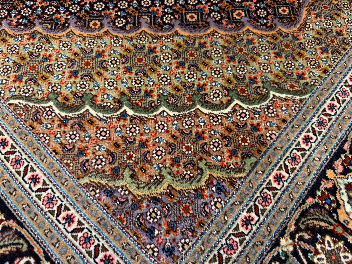 Hand-Knotted Persian Tabriz Mahi Rug - 5'x6'10"