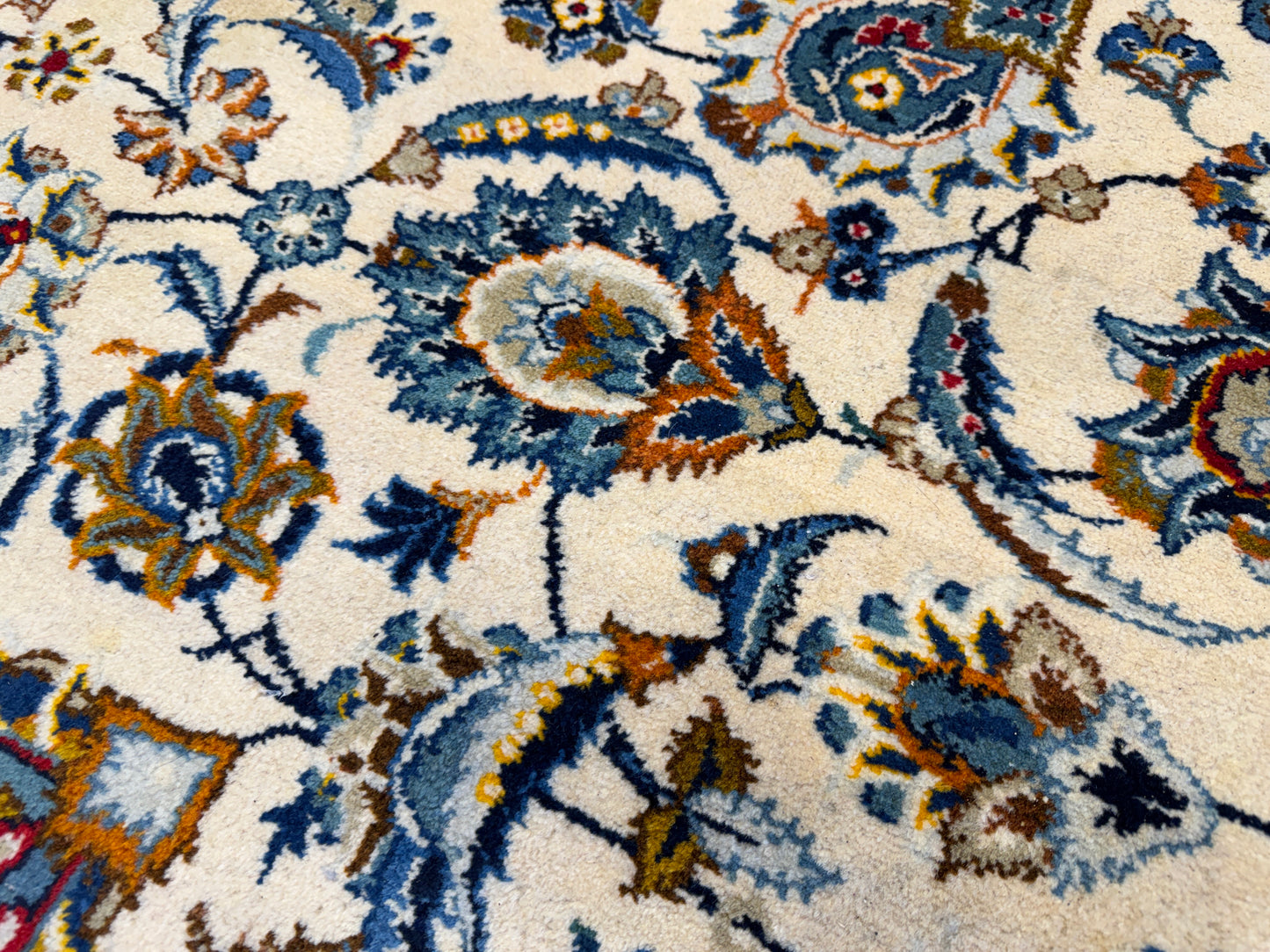 9’4”x13’3” Hand-Knotted Wool Persian Kashan Area Rug
