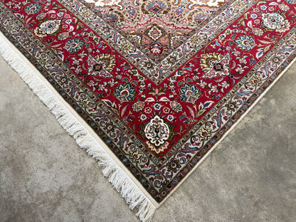 Hand-Knotted 60 Raj Persian Tabriz Rug - 9’10”x13’8”
