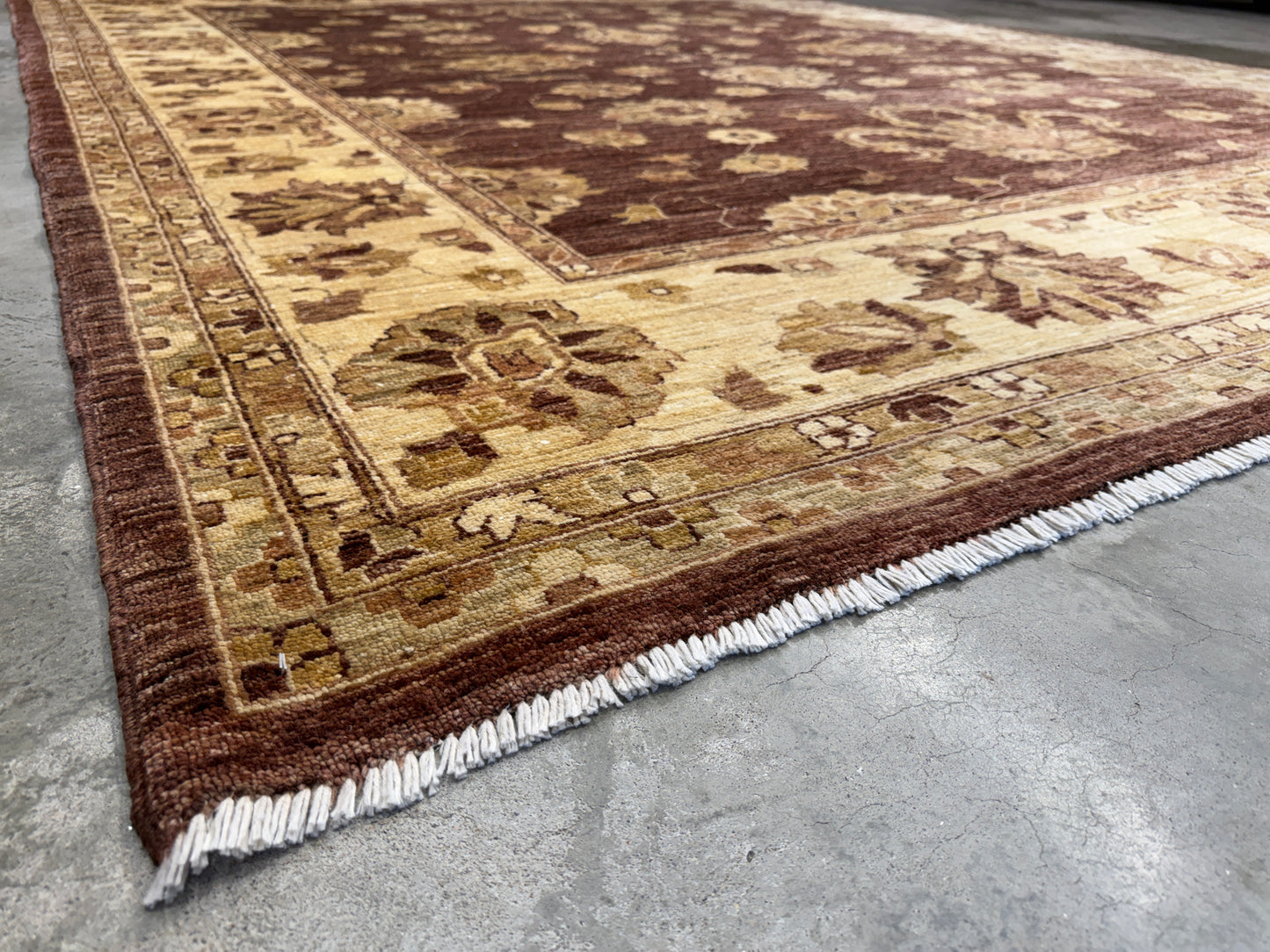 8’x10’ Hand-Knotted Wool Agra Area Rug