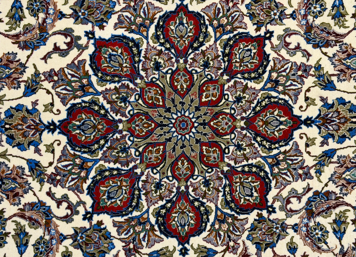 Hand-Knotted Persian Isfahan Rug - 5’x8’