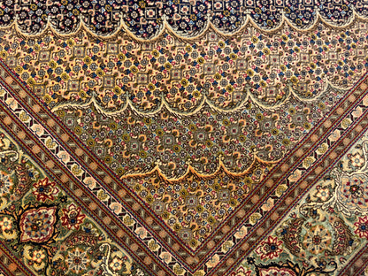 Hand-Knotted 80 Raj Persian Tabriz Mahi Rug - 4’1”x6’6”