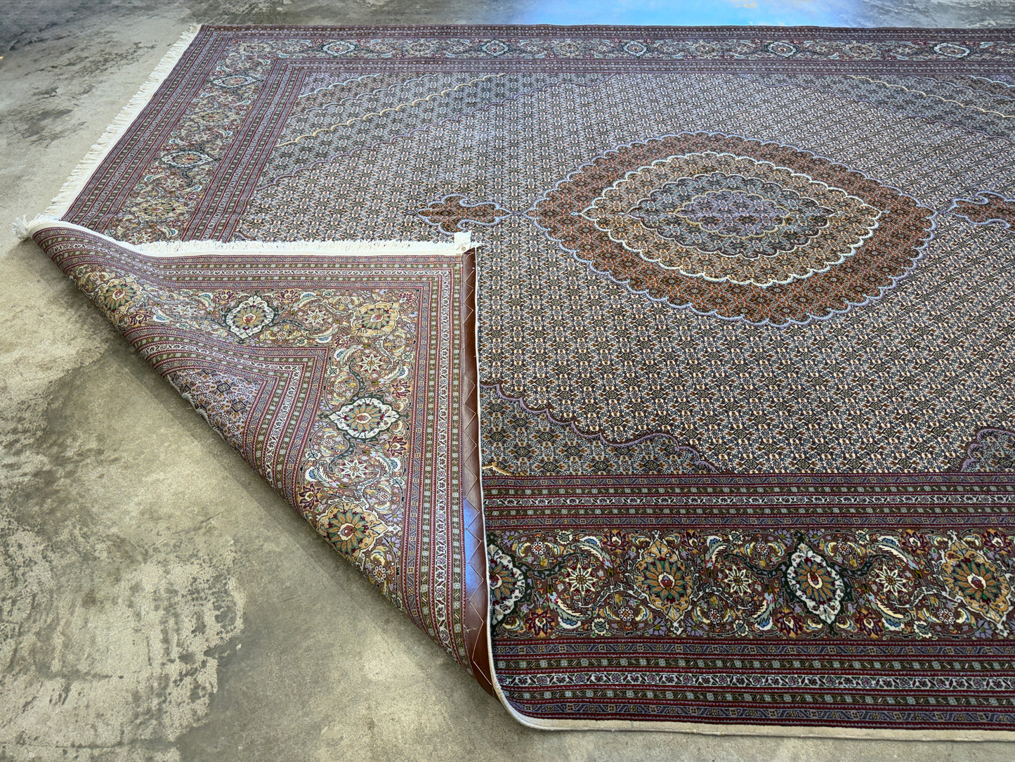 10’x13’2” Very Fine Hand-Knotted Persian Tabriz Mahi Area Rug