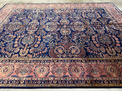10’4”x13’8” Fine Hand-Knotted IndoSarouk Area rug