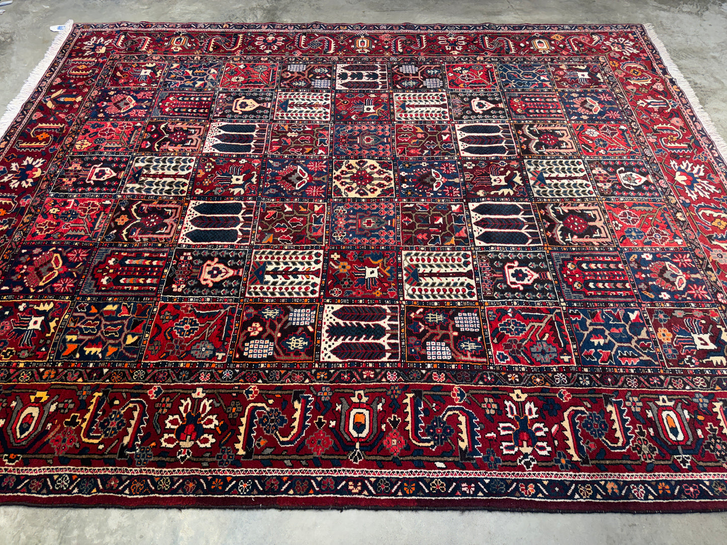 9’5”x11’9” Hand-Knotted Persian Bakhtiari Four Season Area Rug
