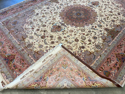9’10”x13’5” Very Fine Hand-Knotted Persian Tabriz 80 Raj Area Rug