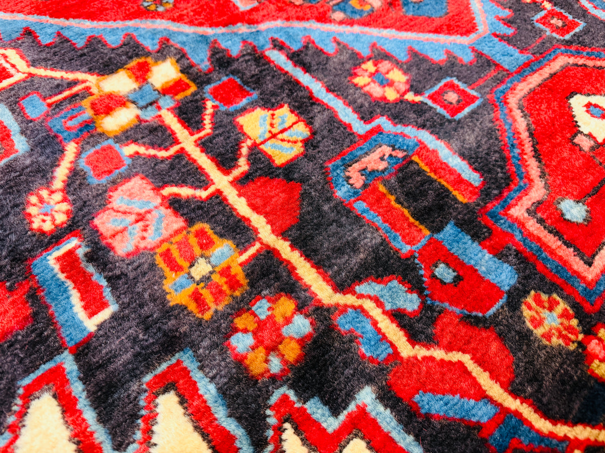Hand-Knotted Persian Hamadan Rug - 5'8"x10'11"