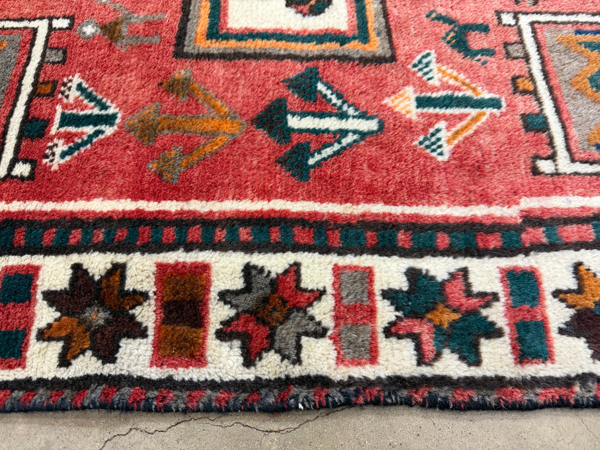 Hand-Knotted Persian Hamadan Rug - 4'6"x6'9"