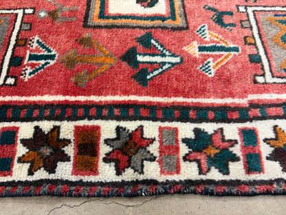 Hand-Knotted Persian Hamadan Rug - 4'6"x6'9"