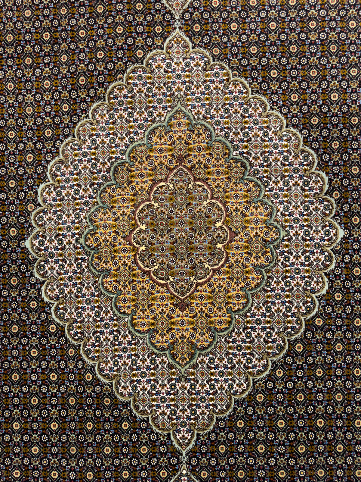 Hand-Knotted Persian Tabriz Mahi Rug - 6'10"x10'5"