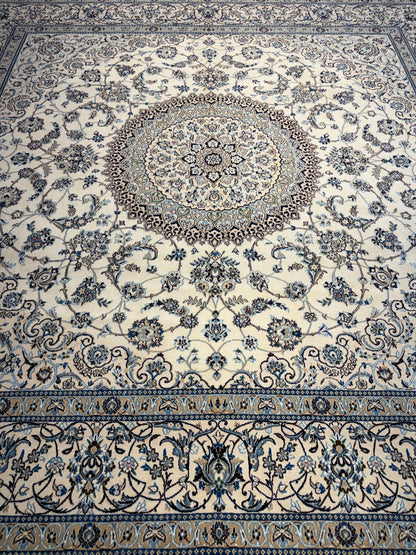 10’x10’ Hand-Knotted Persian Nain Area Rug