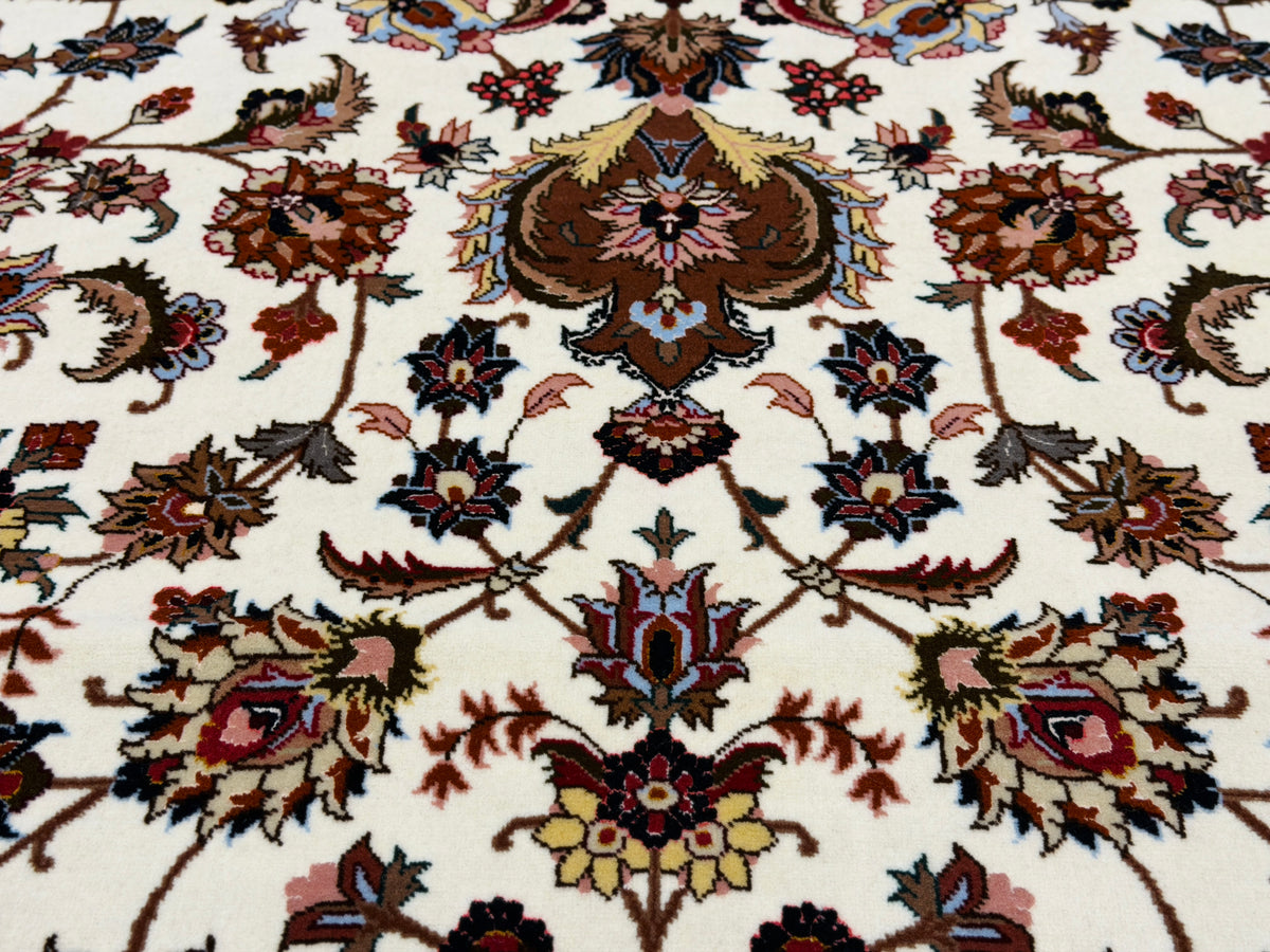 Hand-Knotted 60 Raj Persian Tabriz Rug - 6'7"x10'1"