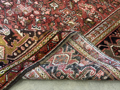 9’10”x13’ Hand-Knotted Persian Heriz Area Rug