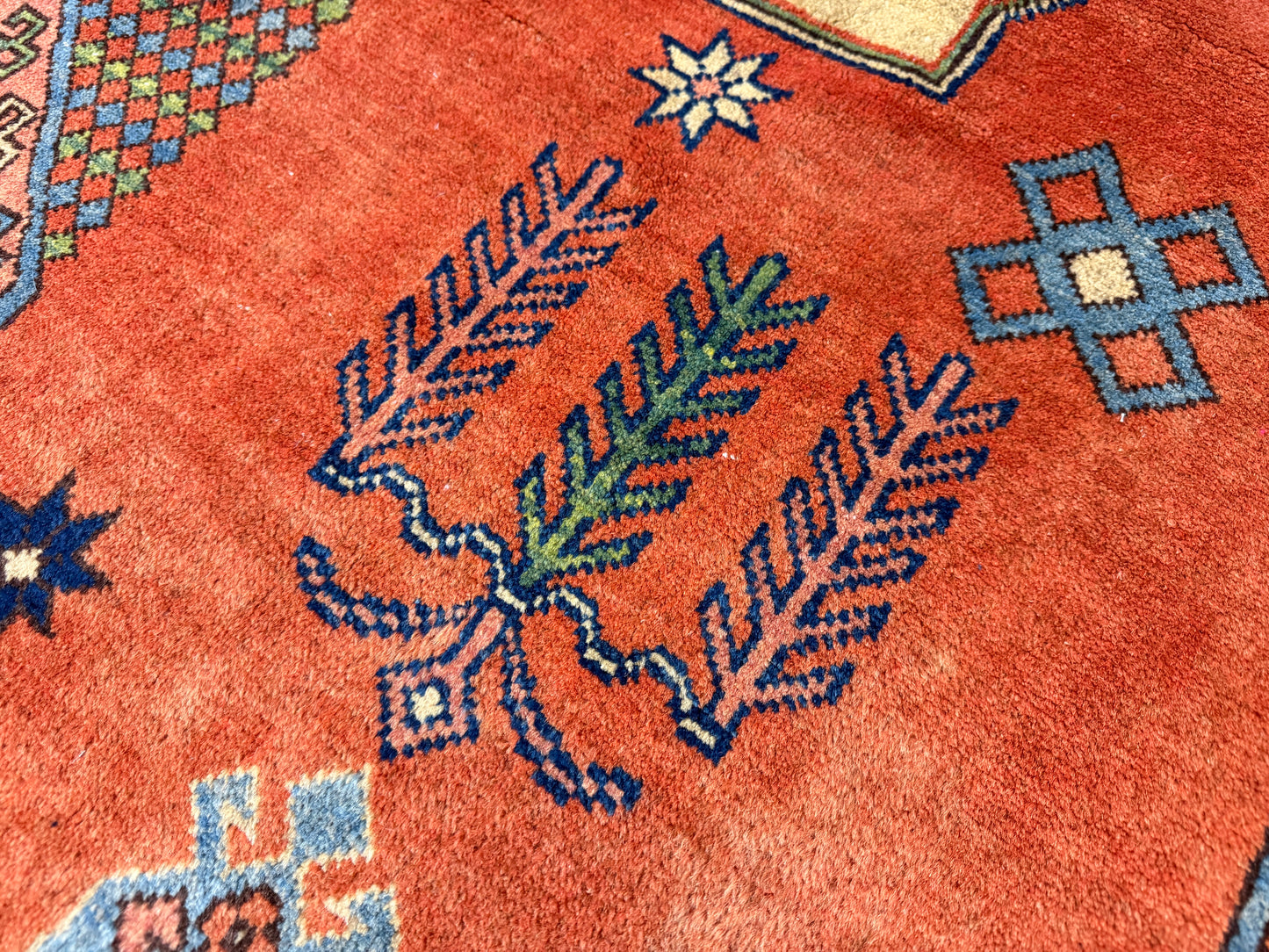8’10”x11’ Hand-Knotted Wool Kazak Area Rug