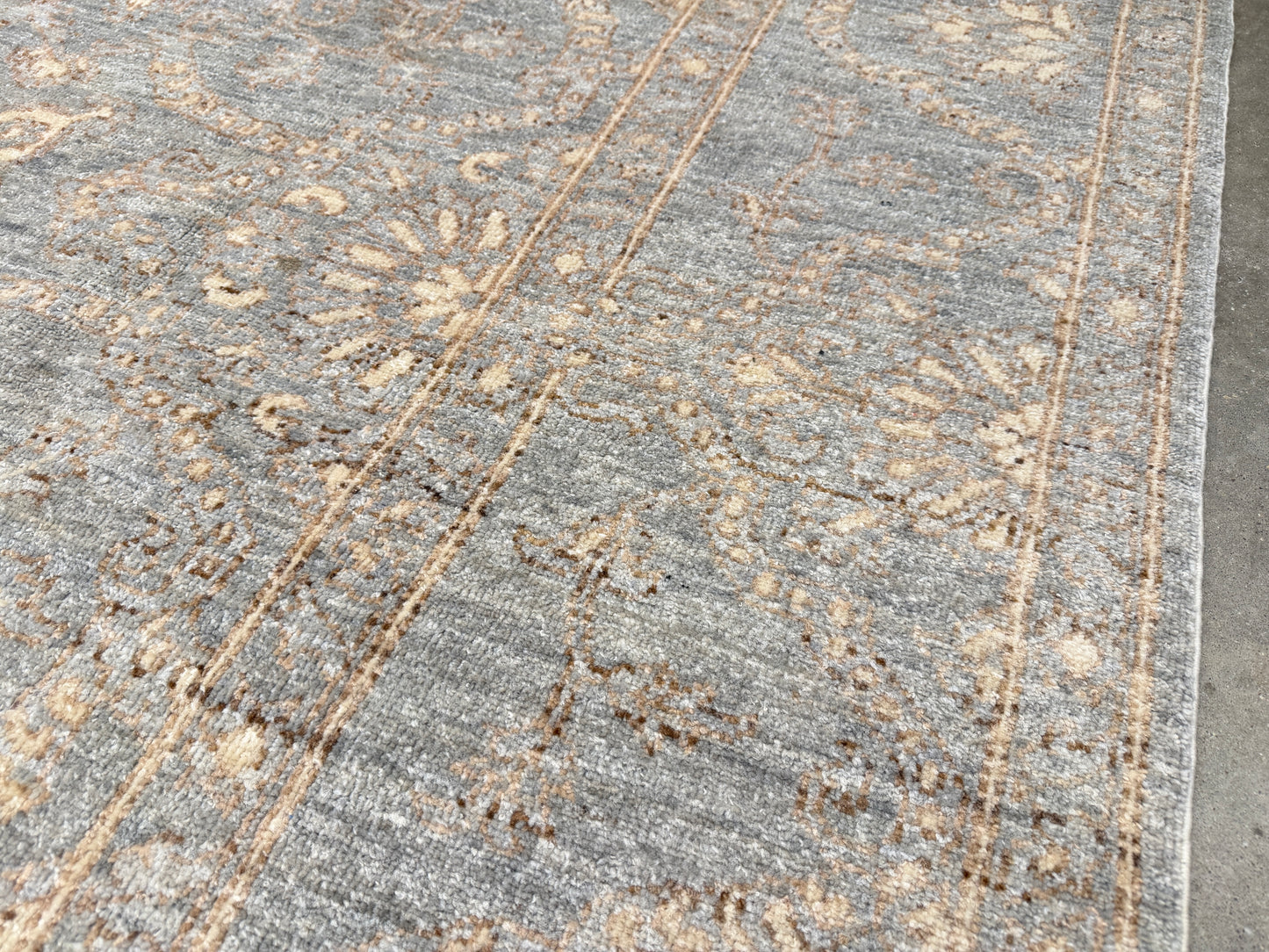 Hand-Knotted Oushak Rug - 8’1”x9’11”