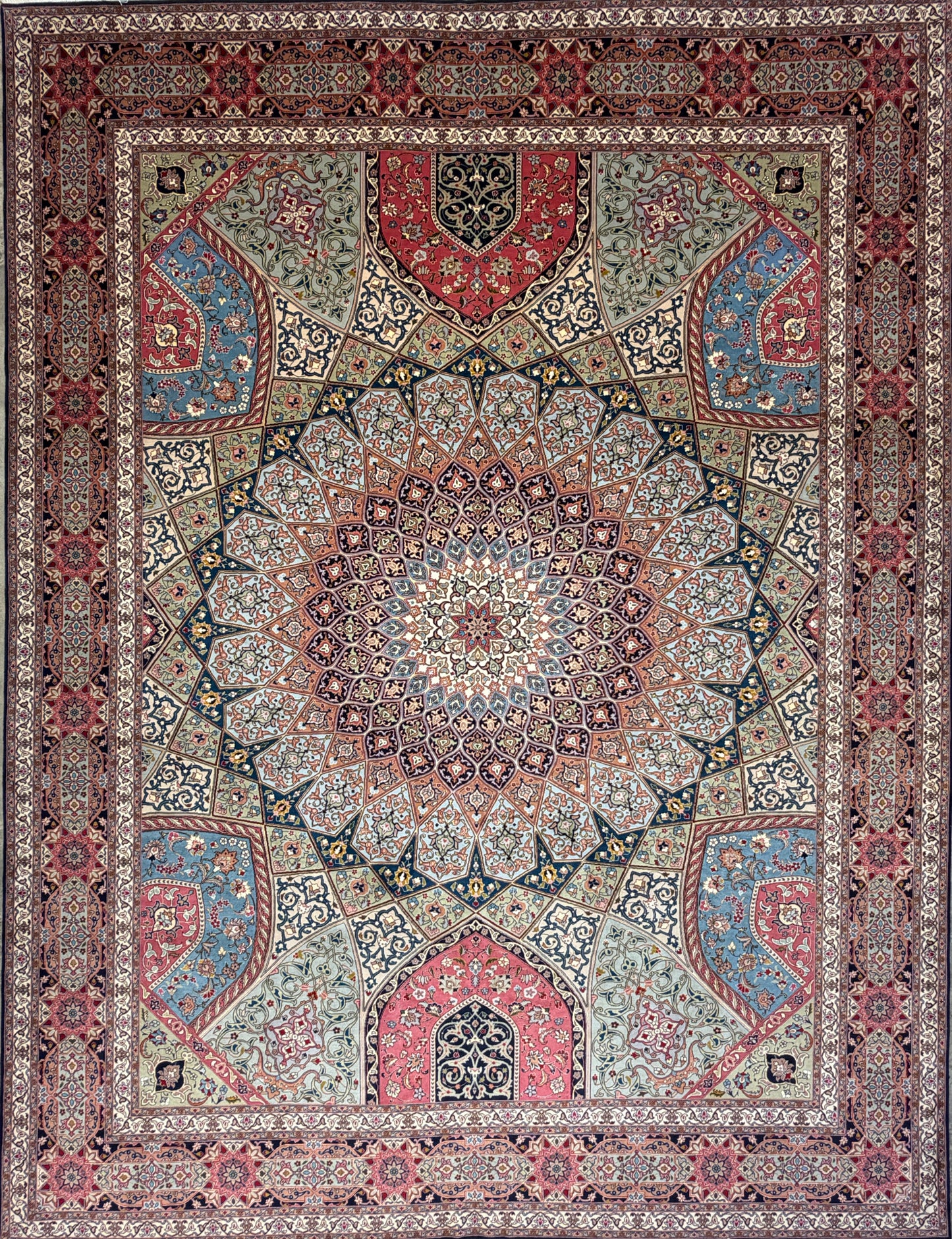 Hand-Knotted 60 Raj Persian Tabriz Rug - Dome Design - 10’x13’4”