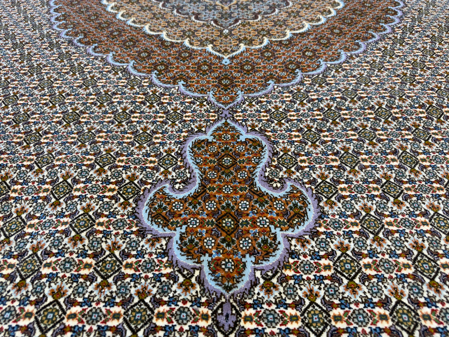 10’x13’2” Very Fine Hand-Knotted Persian Tabriz Mahi Area Rug