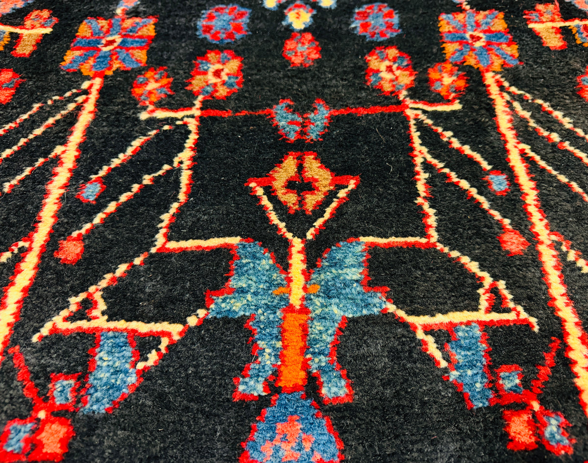 Hand-Knotted Persian Nahavand Rug - 5'5"x10'4"