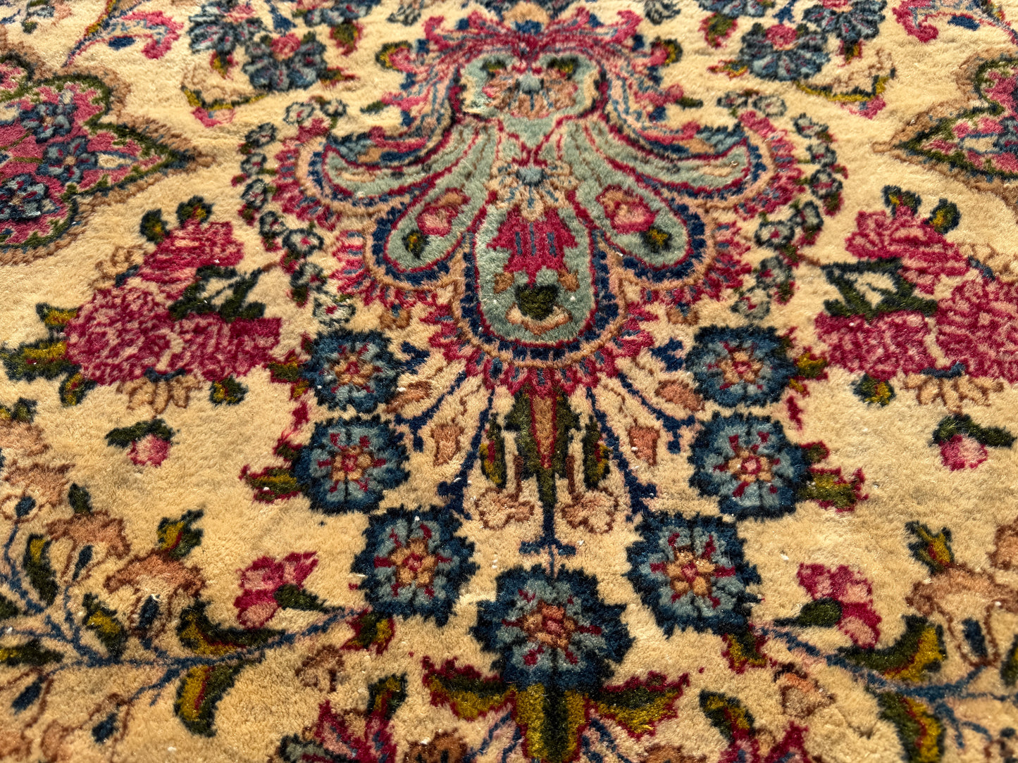 9’10”x17’6” Antique Hand-Knotted Lavar Kerman Persian Area Rug