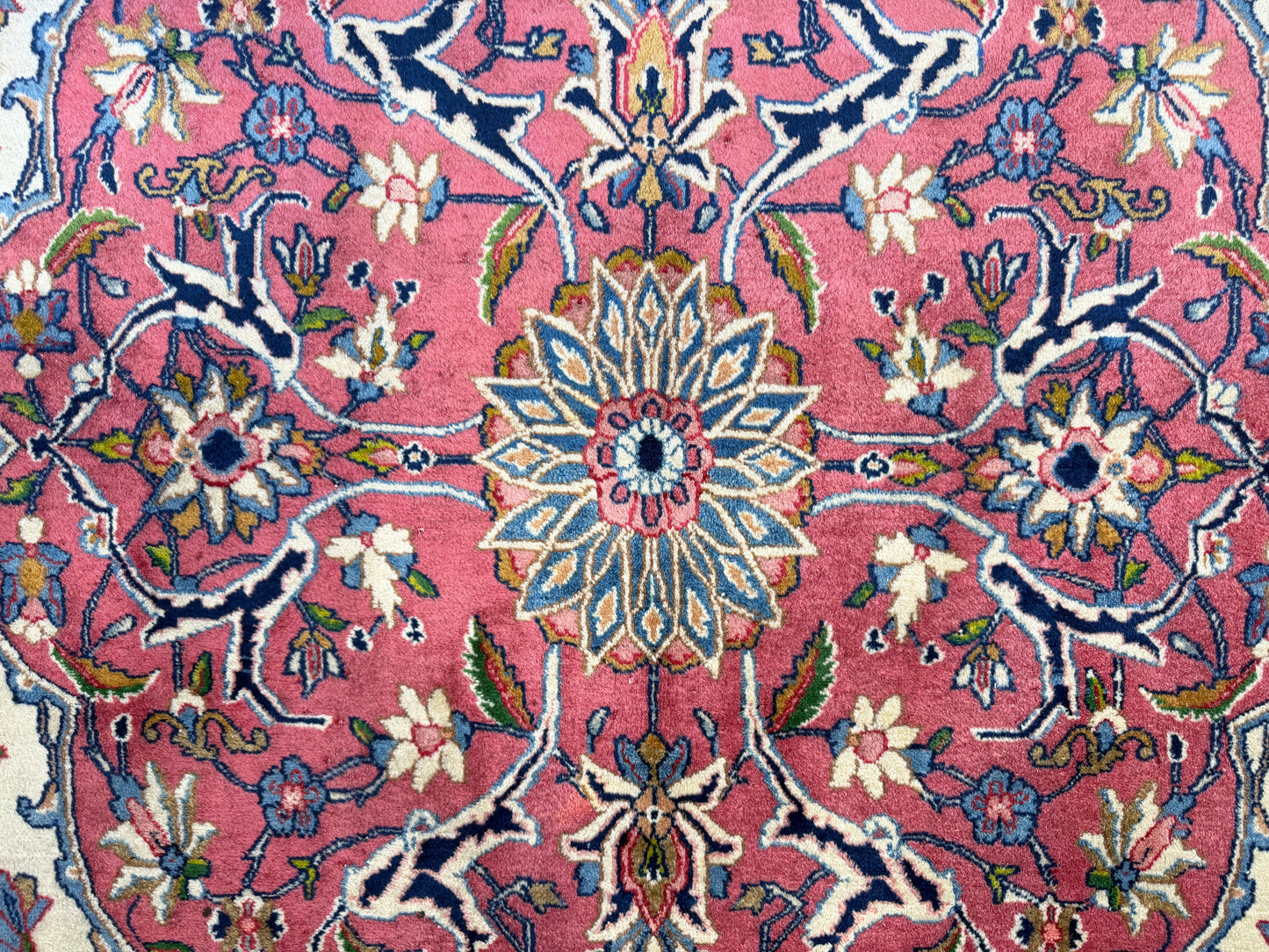9’6”x14’6” Hand-Knotted Persian Kashan Area Rug