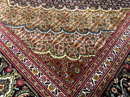Hand-Knotted Persian Tabriz Mahi Rug - 5'1"x7'2"