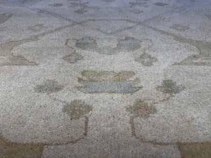 8’1”x9’10” Hand-Knotted Wool Oushak Area Rug
