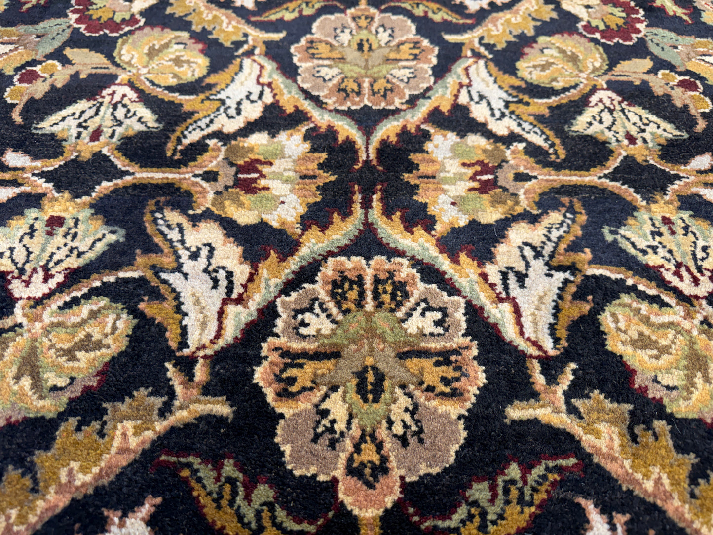 Hand-Knotted Agra Rug - 8’x10’