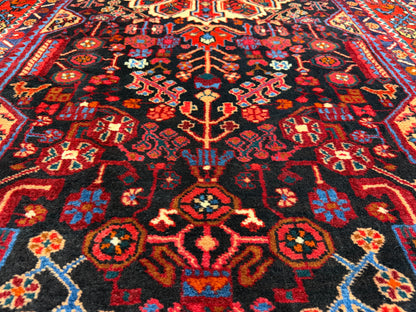 Hand-Knotted Persian Nahavand Rug - 4'10"x9'8"