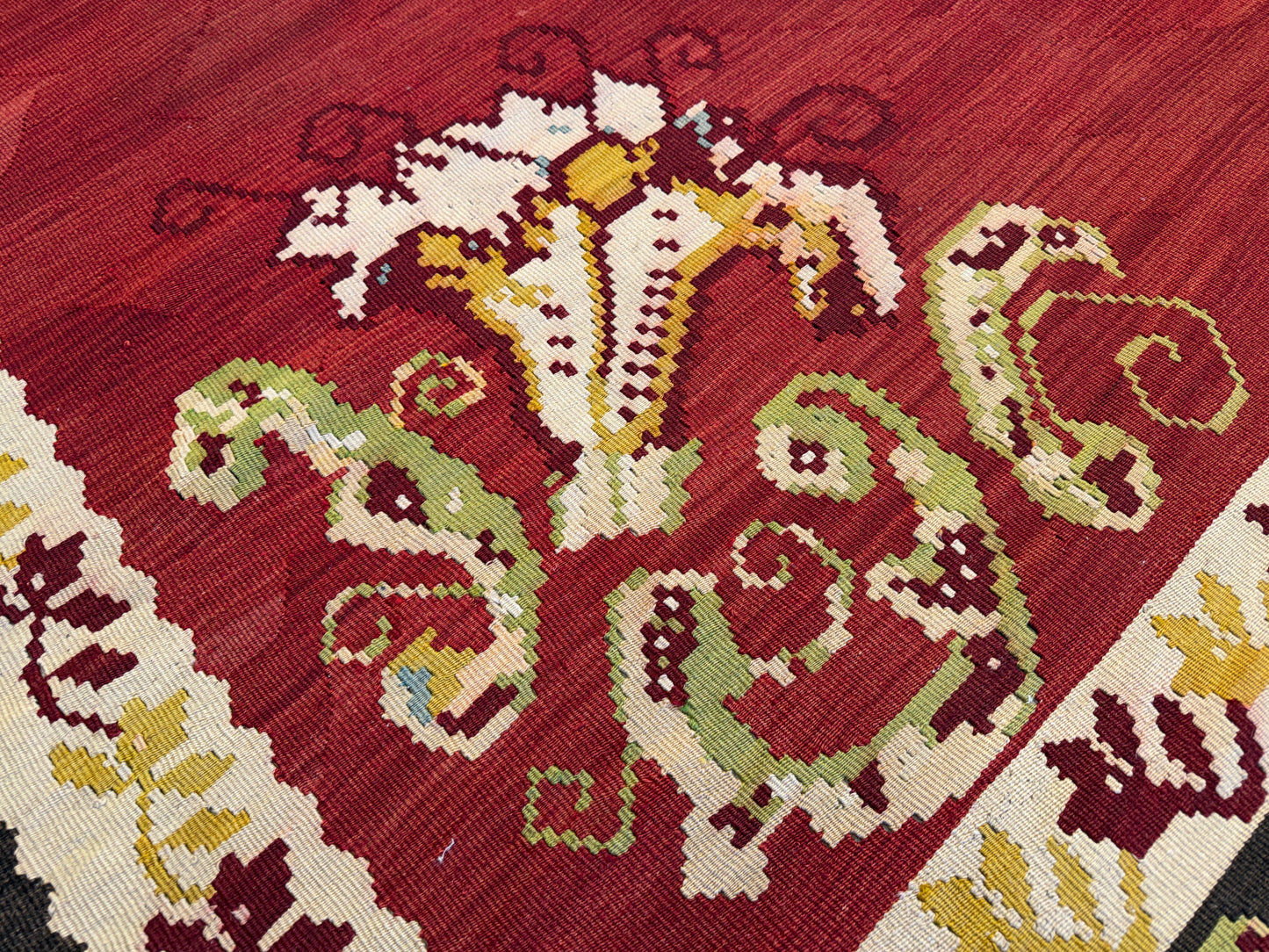 Antique Flatweave Aubusson Rug - 8’x10’