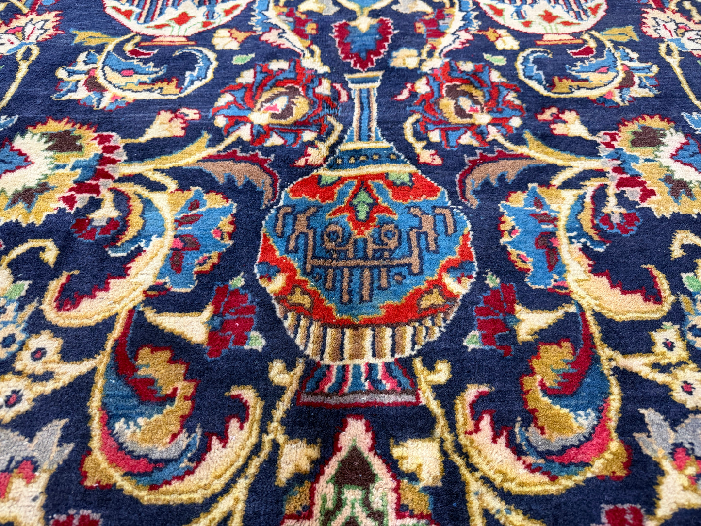 9’9”x13’1” Hand-Knotted Persian Kashmar Pictorial Area Rug